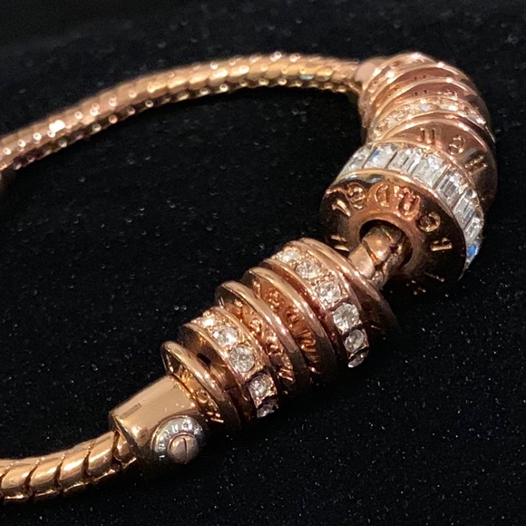 *SOLD* Henri Bendel Socialite Bracelet - Picture 6 of 7